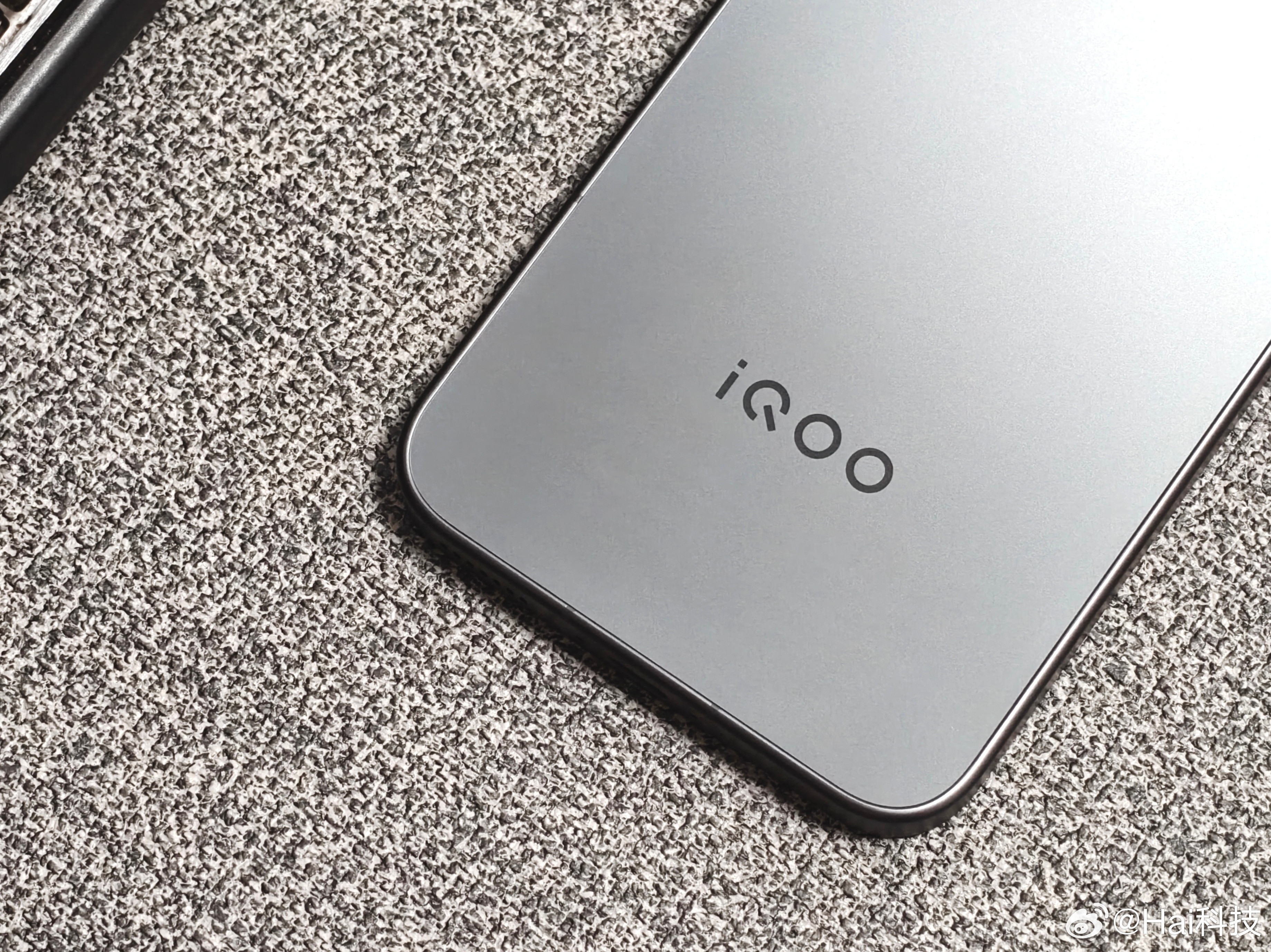 啊啊啊！开心✧٩(ˊωˋ*)و✧新年开箱的第一款Ultra——iQOO15Ul