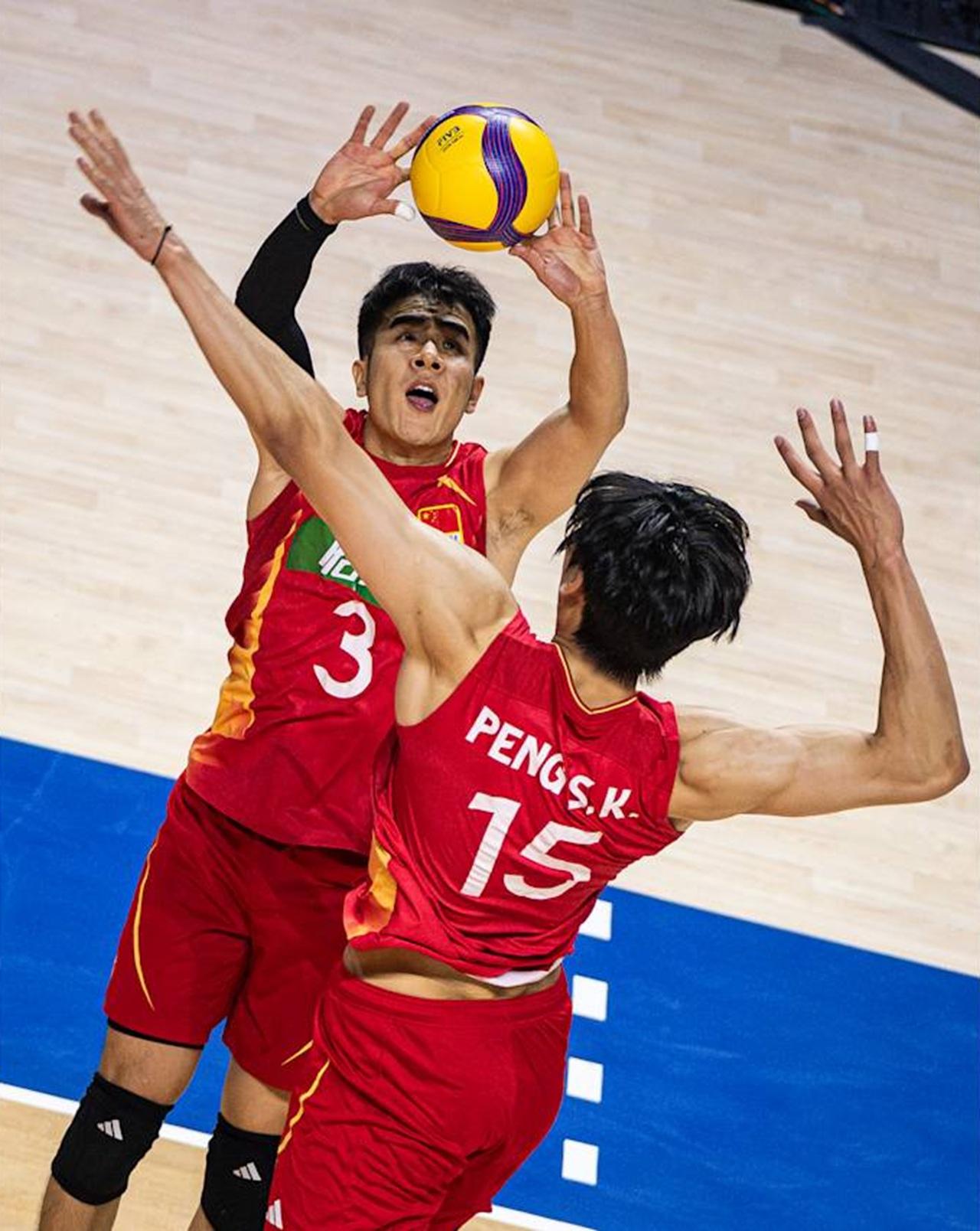 【中国男排1:3保加利亚遭遇第10场失利】世界男排联赛分站赛倒数第二场中国男