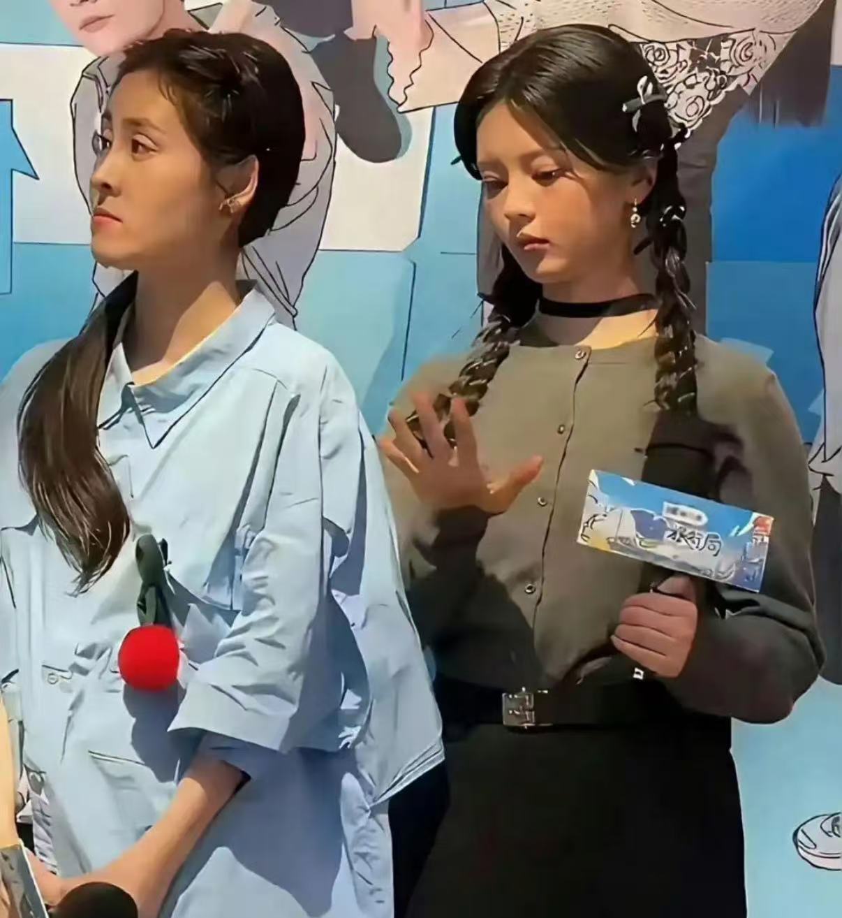 张碧晨和杨超越在没开美颜、没加滤镜的状态下，长这样。