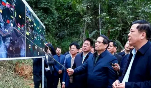 谁敢接越南高铁？条件奇葩到极点，不花钱还要别人全权操盘！ 这事得从2025年