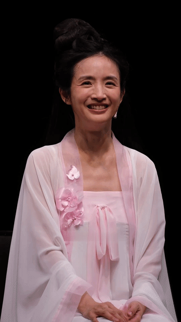 永远的袁湘琴也老了，林依晨好真实的一张脸，虽然是老了，但是真的很鲜活，表情随便做