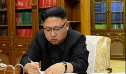 金正恩拍板，作出一个前所未有重大决定，靠近中朝边境。金正恩这次真的是把棋盘掀了！
