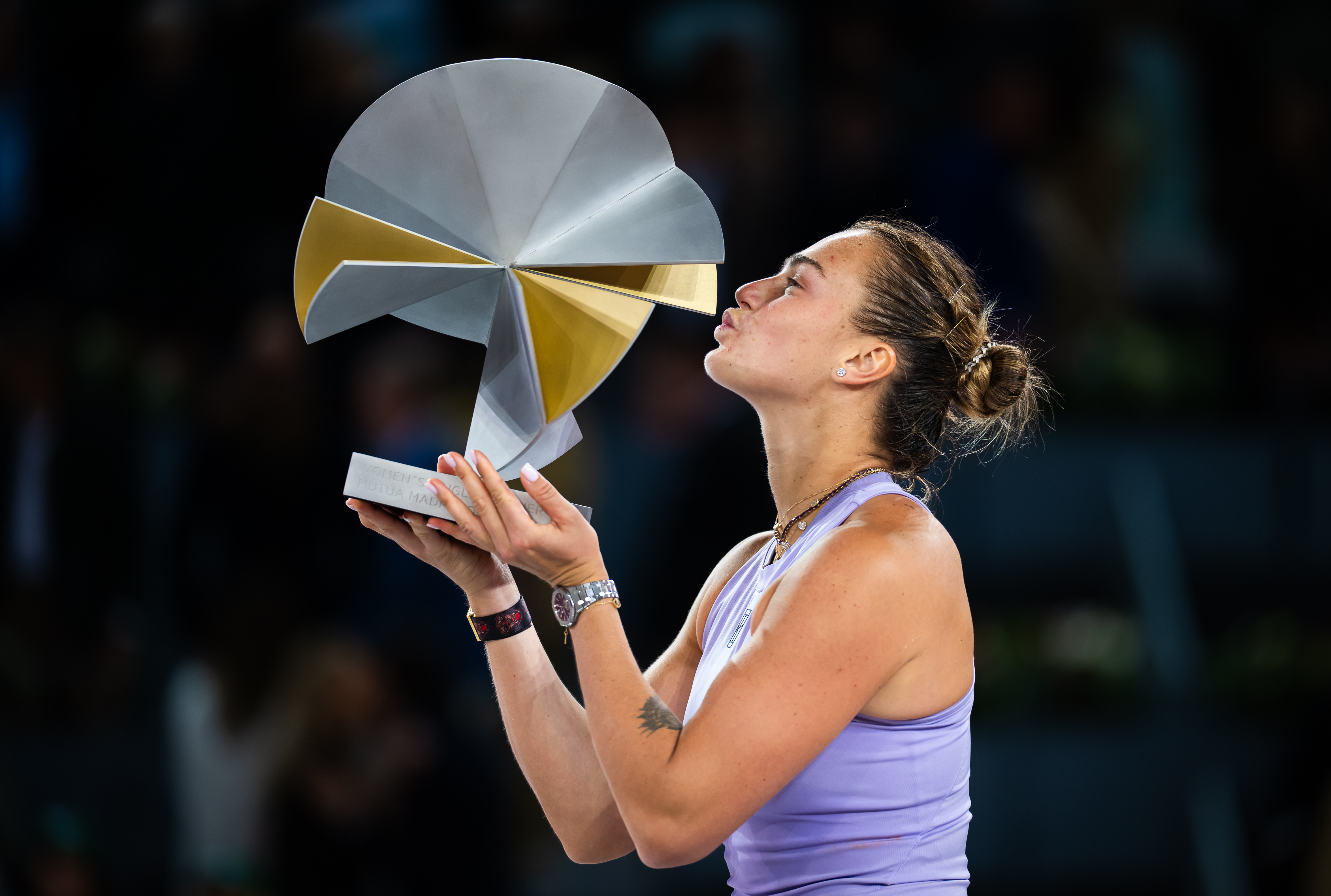 萨巴伦卡职业生涯20冠级别分布👇大满贯：🏆🏆🏆WTA1000：🏆🏆?