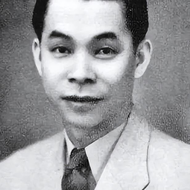 1929年，一叛徒来找柯麟看病，柯麟当即认出了叛徒，但他没露声色，不慌不忙地给叛