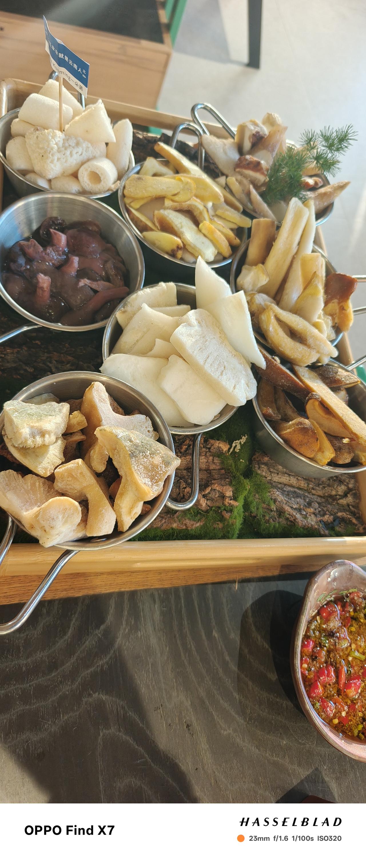 自驾云南D5：佛系赶路，快乐至上虽然是第二次来昆明，但主打一个——我懂生活