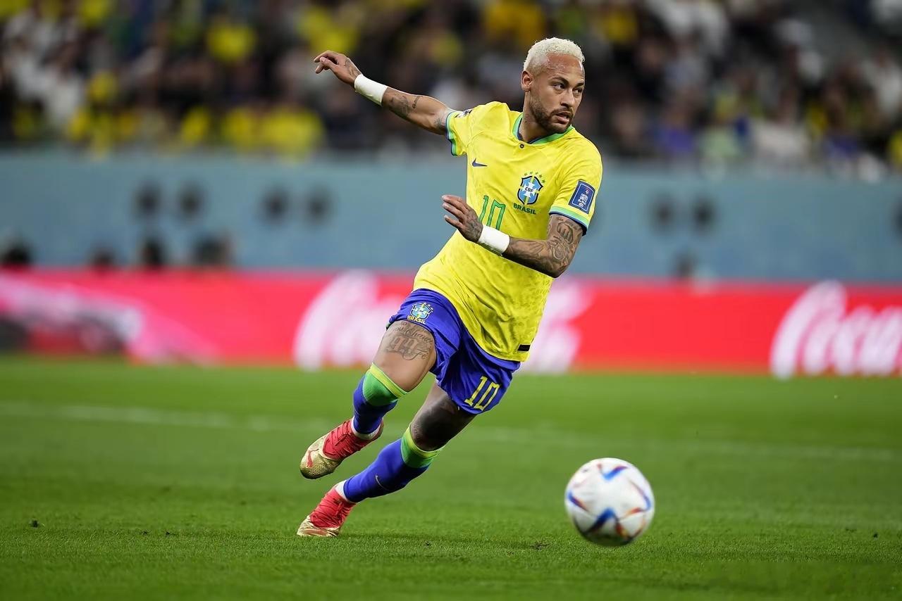 内马尔喊话巴西主帅安切洛蒂！！！称他和队友们愿意付出那些不可能的代价，帮助巴西队