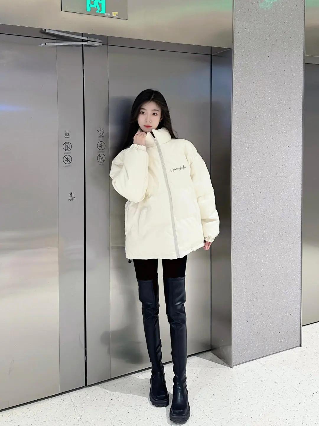 记录我的2026🔥冬日极简天花板！白羽绒服+黑靴=行走的显瘦滤镜✨谁说冬季穿
