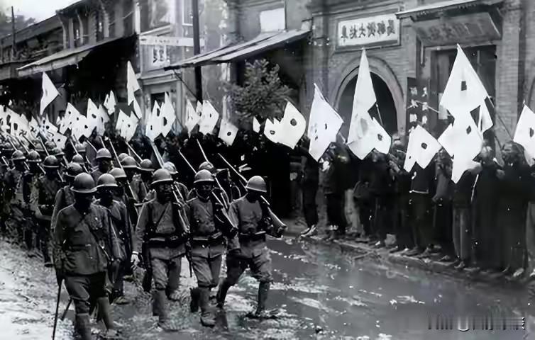 为什么到现在咱们不原谅日本人?山东网友说：我两个太姥爷都是地下党，其中一位（
