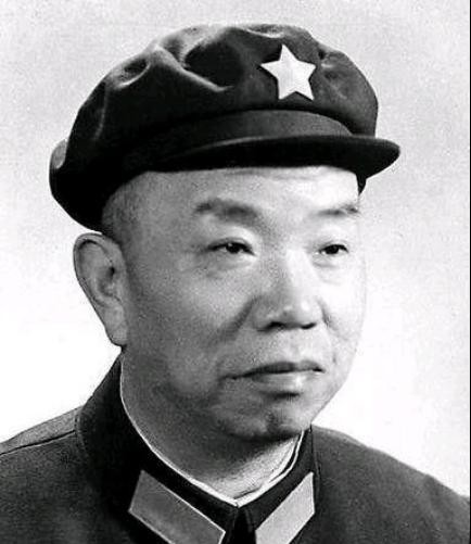 1968年，王树声大将正在机关食堂就餐，见一战士连打五份饭，王树声好奇上前询问，