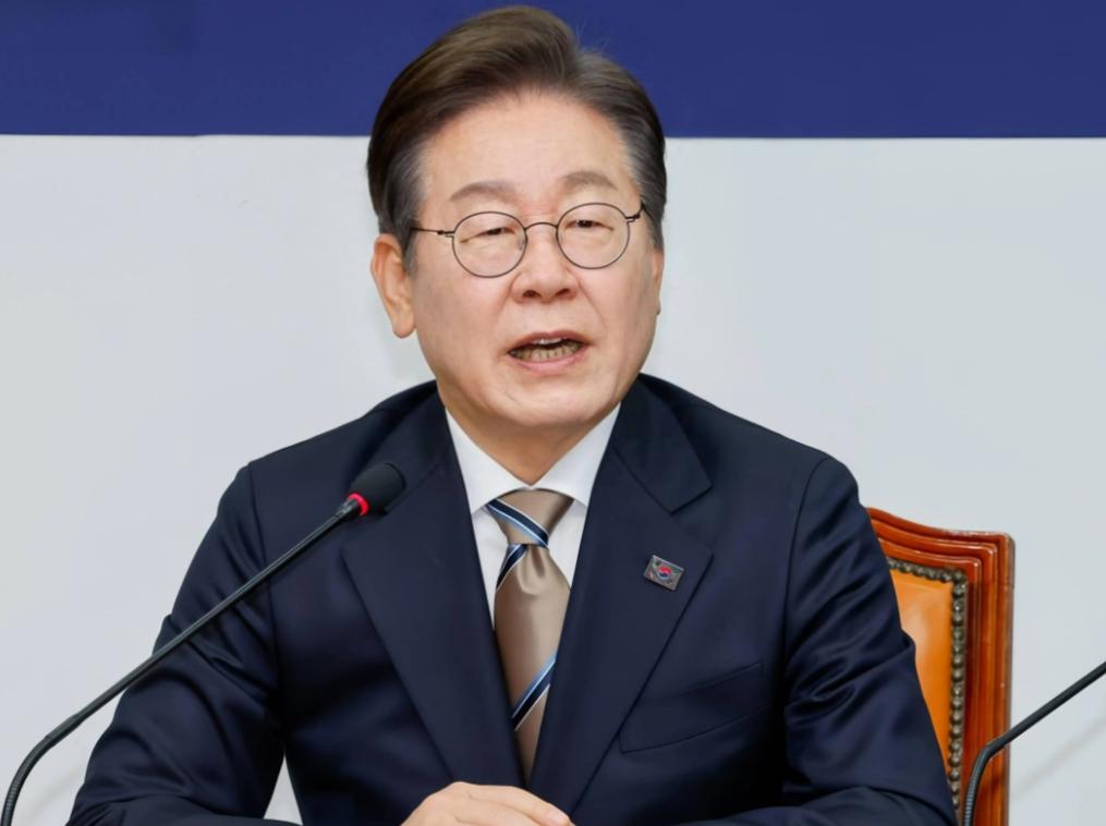 给伊朗捐款340万之后，韩国对中国提了一个请求，希望中国给个面子！李在明怒