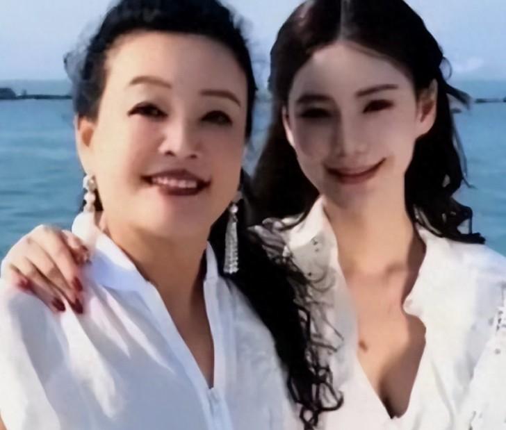 张兰的房子不给马筱梅住是对的，是留给大孙子，大孙女儿的。 张兰就应该不参与，