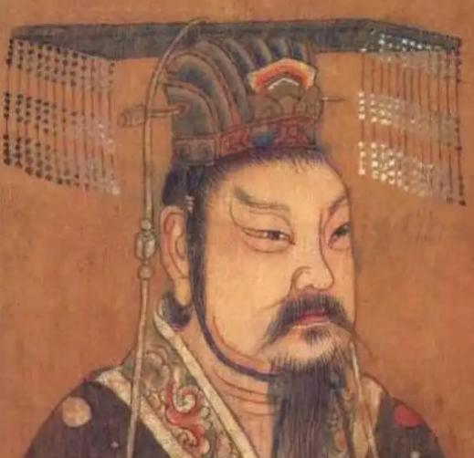 西周衰弱只是因为周天子不干涉诸侯内政？ 西周的衰弱，远非“周天子不干涉诸侯内