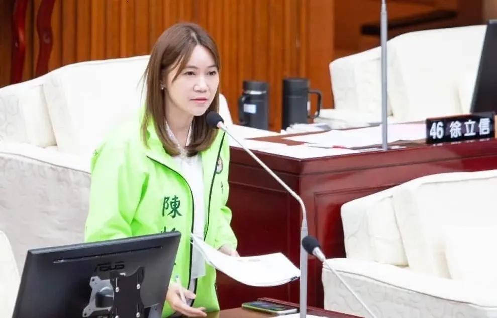 民进党开铡！3名争议议员参选人被撤资格，涉及贪污、性骚、酒驾2月25日，民进