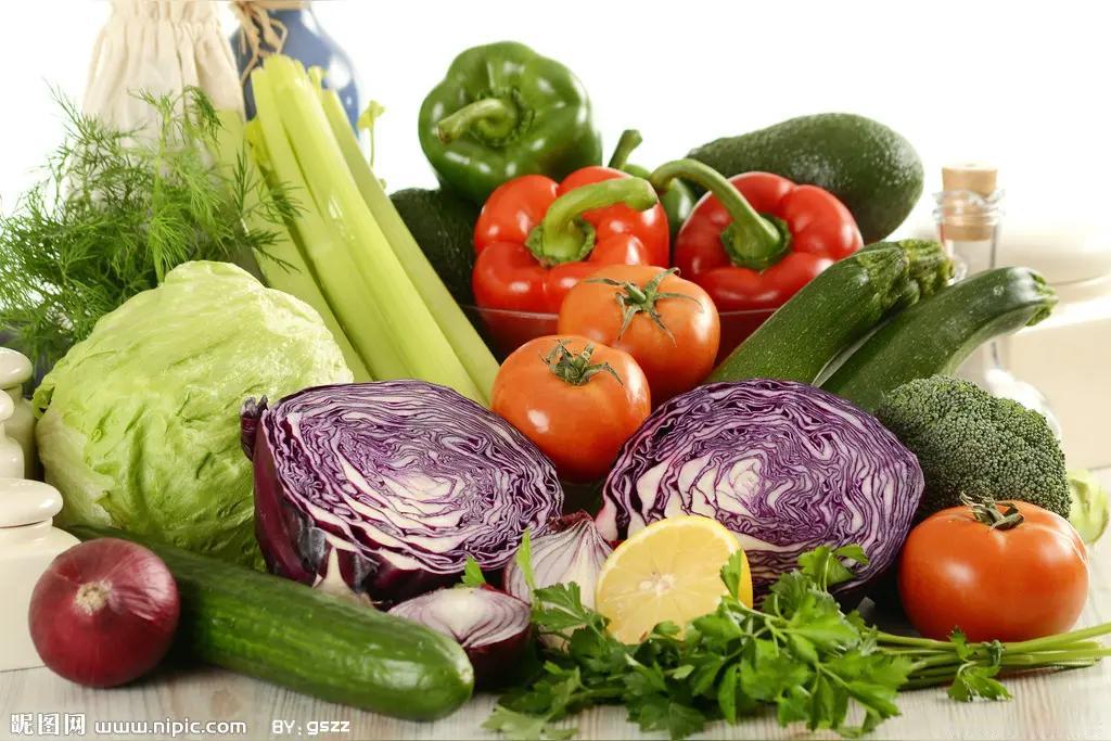 【每天吃这几样食材，增强免疫力，远离感冒和慢性疾病！】你是不是经常觉得身体不