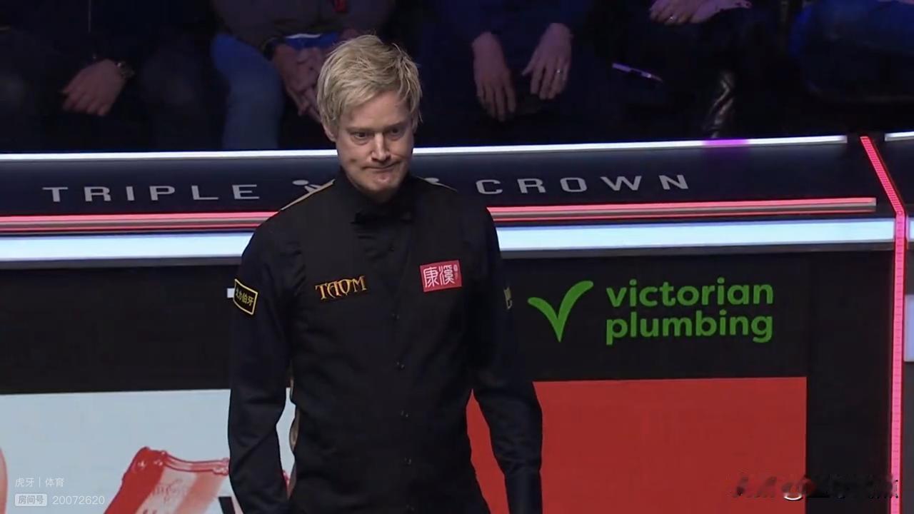 经过三个小时的较量，特鲁姆普6-3战胜尼尔.罗伯逊率先晋级英锦赛决赛。第九局