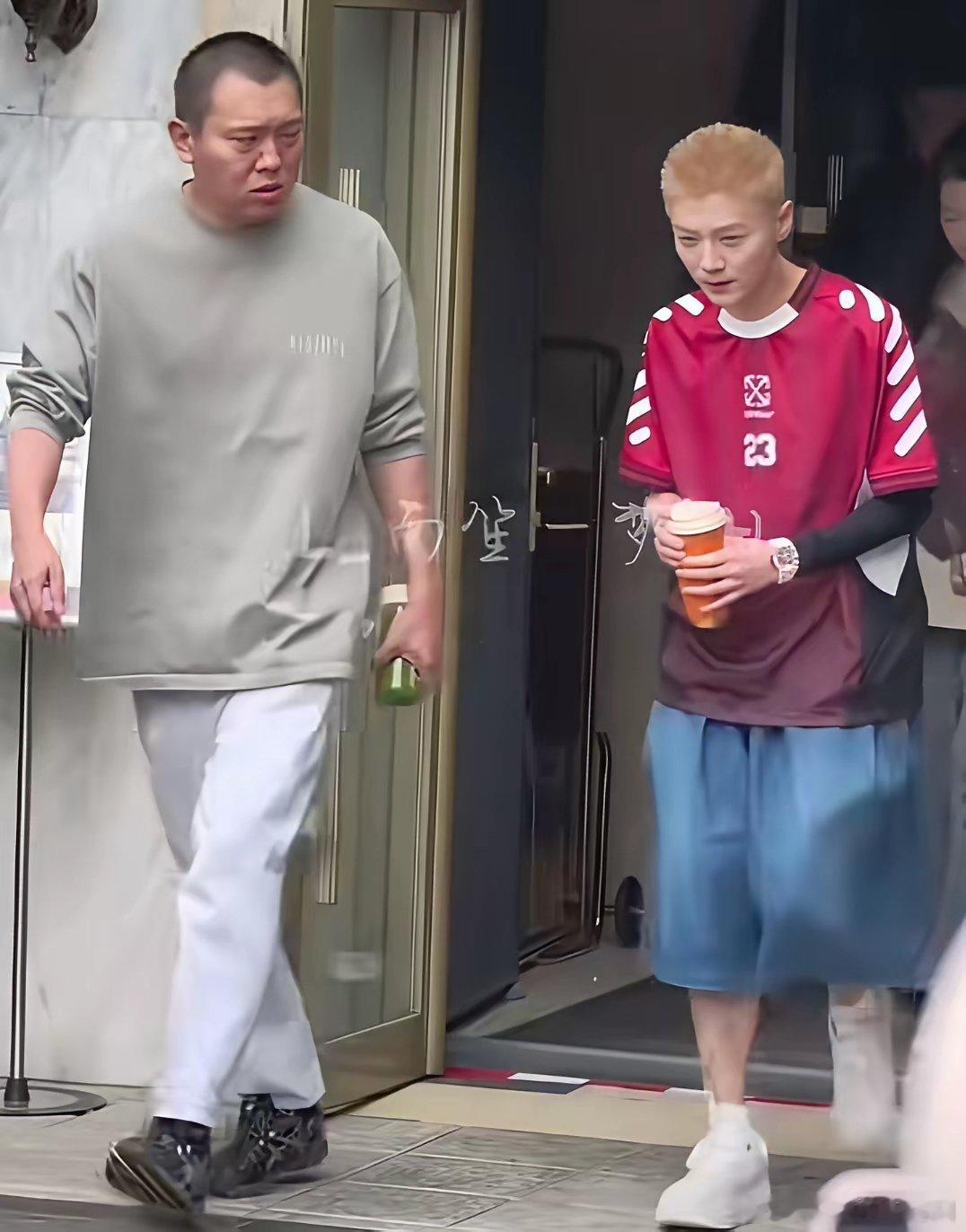 鹿晗这变化也太大了，那边关晓彤和李昀锐CP组合，天天宣传，这边刷到鹿晗瘦成这样，