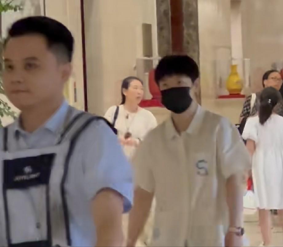 实锤了，莎莎抵达雄安将出席乒超联赛第二阶段，但能否上场比赛，官方并未明确说明，