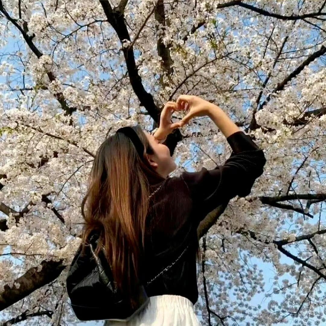 在这个饥不择食的年代深情他不值钱婚前解决不了的问题婚后就更不可能解决的了