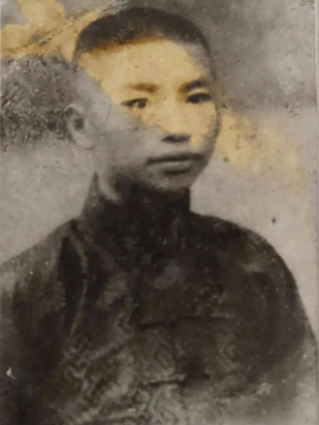 英雄福州城，血性福州人之翁良毓与马尾港工人。如果你是一位福州人，那么请你记住