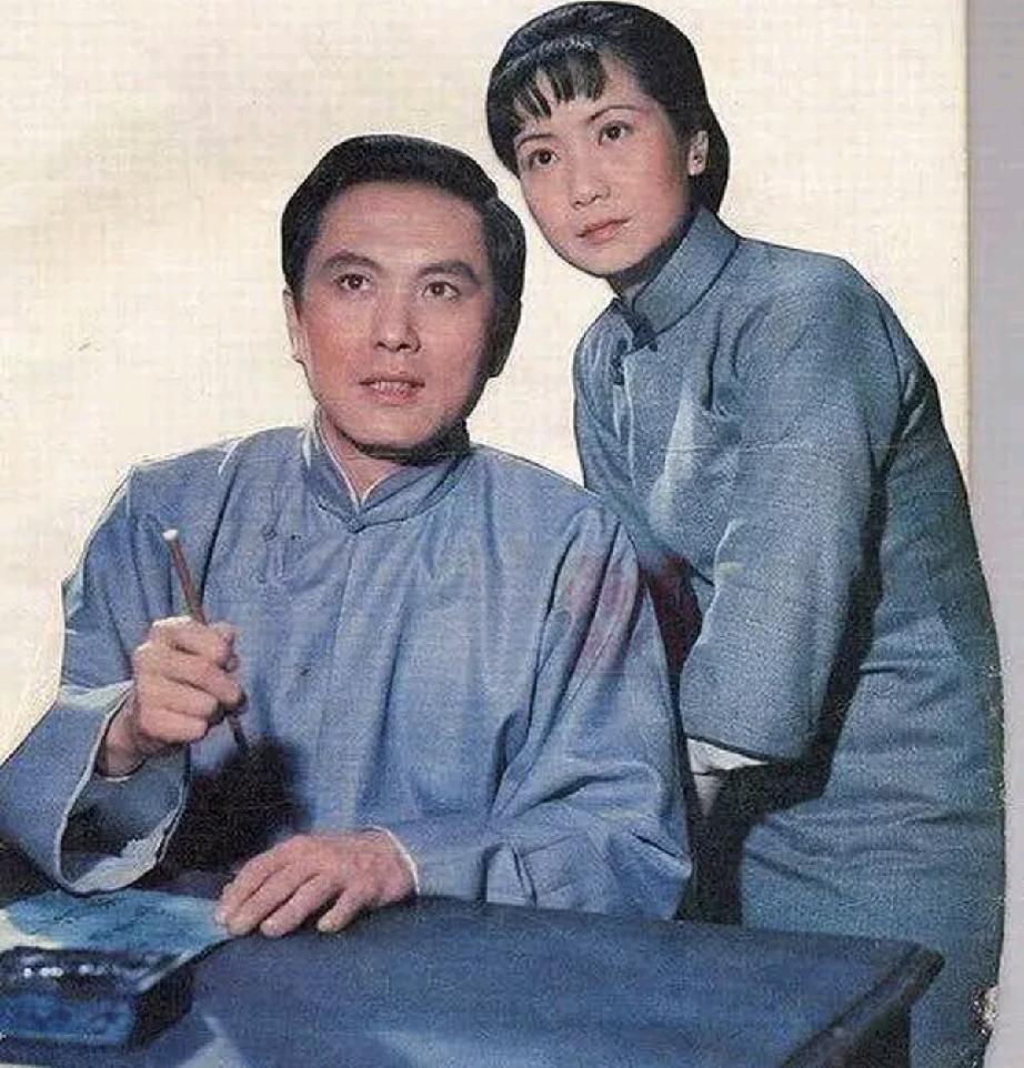李维康曾成功塑造了电视剧《四世同堂》中的“韵梅”一角。38岁的李维康，正值颜值