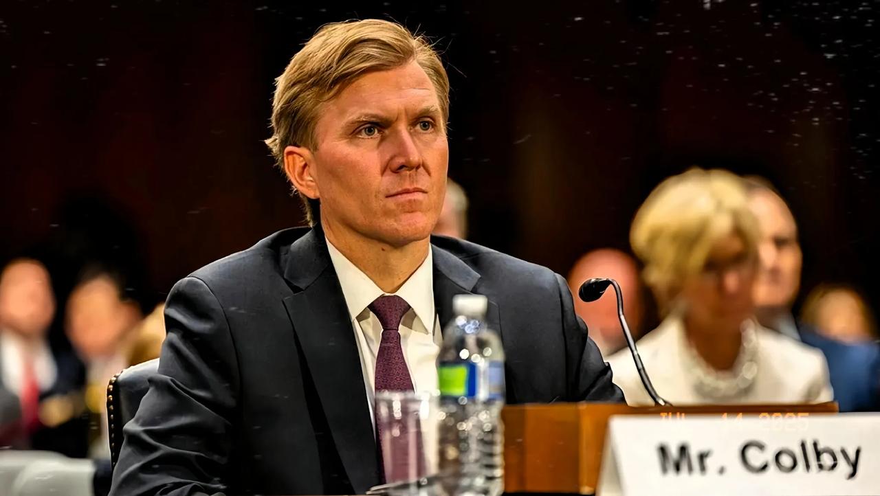 很明智，都不想当炮灰。美国国防部事务部部长科尔比明确要求日本与澳大利亚做出承