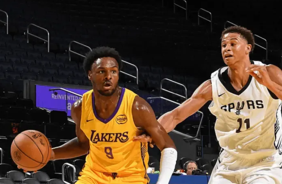克内克特找回状态了NBA夏季联赛，湖人89-88逆转战胜马刺。湖人球员克