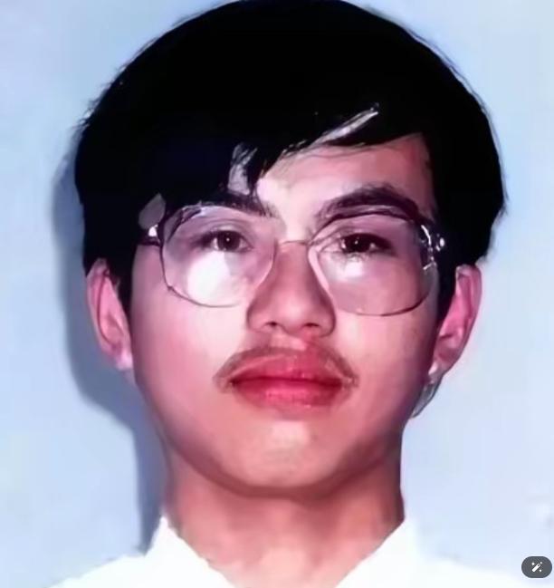 谁能想到，一个全县顶尖的理科状元，一个被当地捧在手心的天才少年，竟会在南京大学的
