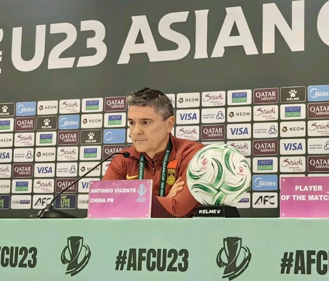 U23国足主帅安东尼奥透露了赢下澳大利亚队的原因。在击败澳大利亚U23后，作为