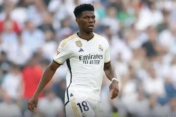 弗洛伦蒂诺要是真卖了琼阿梅尼，那确实可以退位了，别说7500万欧元了，市面上同价