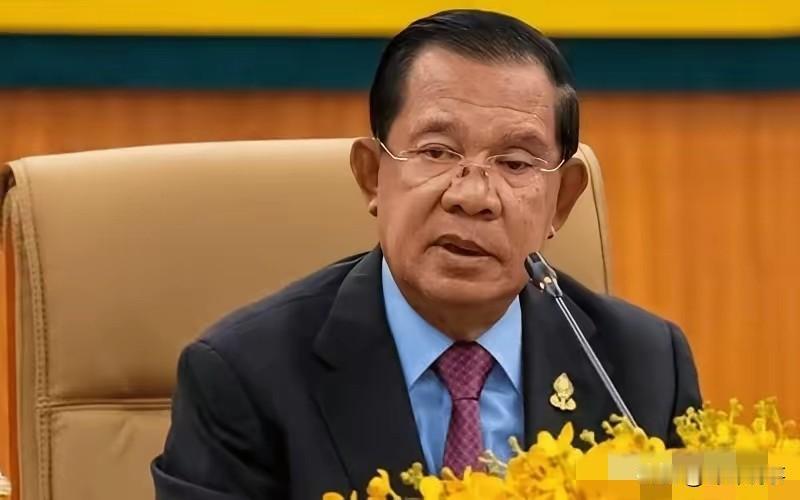 洪森父子这回把宝押在美国身上，真是走了一步险棋。柬泰边境炮声一响，洪玛奈第一时间