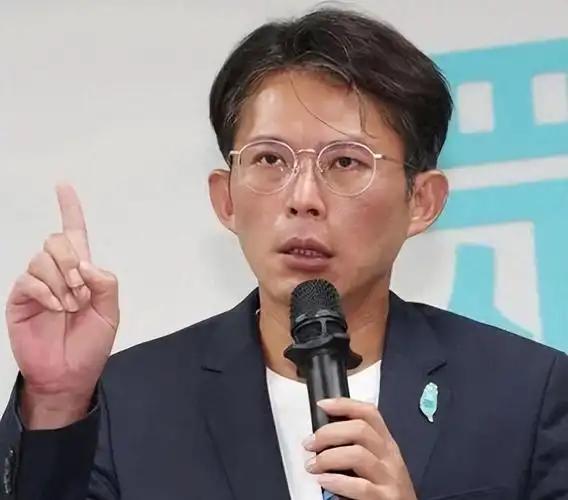 黄国昌今天接受专访时表示，他必须要老实讲，高金素梅的案子他不是那么清楚，但有一件