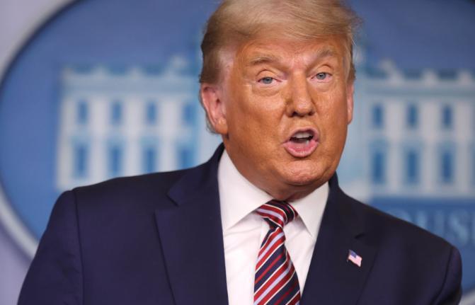 特朗普的亚洲行走到日本这站算是彻底炸了锅，只不过并不是因为他有多威风，而是日本刚