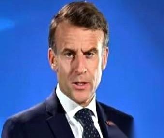 风向好像真变了，俄罗斯的炮口，正在从乌克兰慢慢调转，直接对准了法国。起因是几枚砸