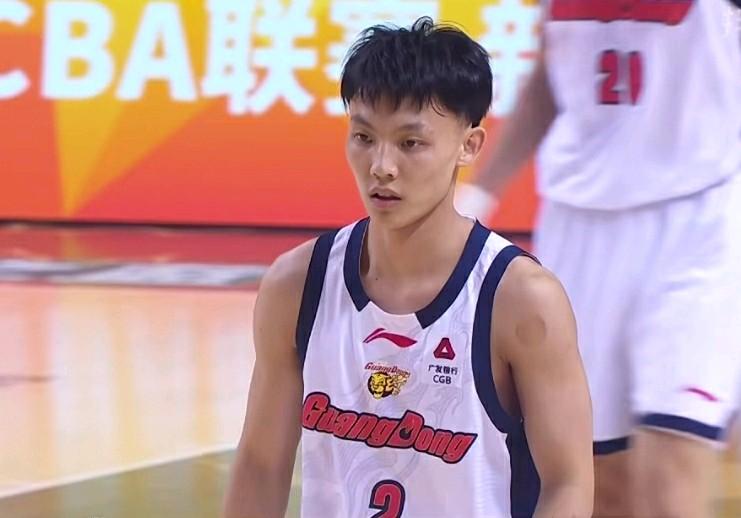 数据不会说谎：广东东阳光大胜南京天之蓝，唯一的惊喜就是本土球员发挥太出色了，不再