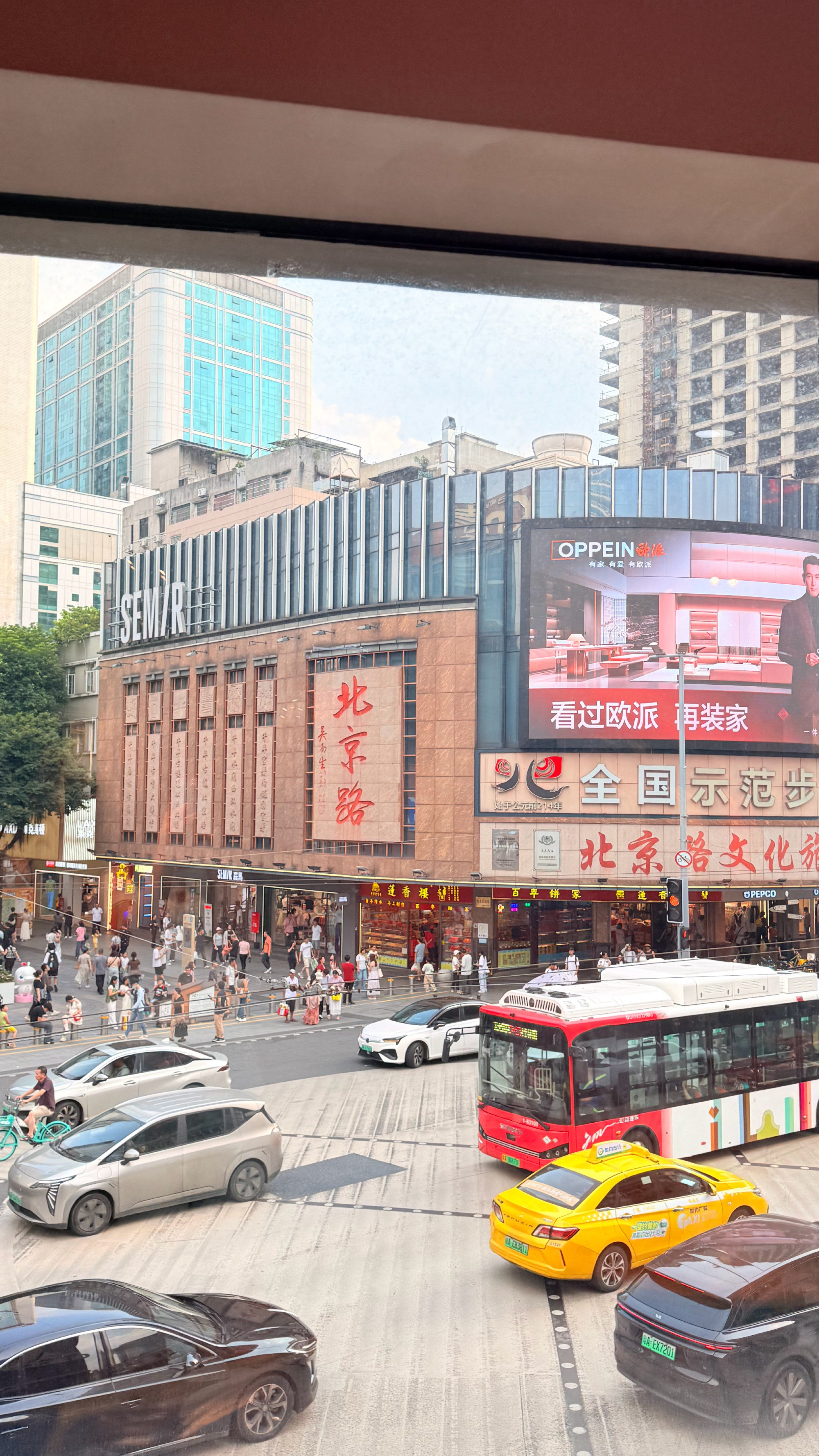 不在北京的北京路第一次去的时候我还觉得这个名字很奇特 后面才知道这个是...