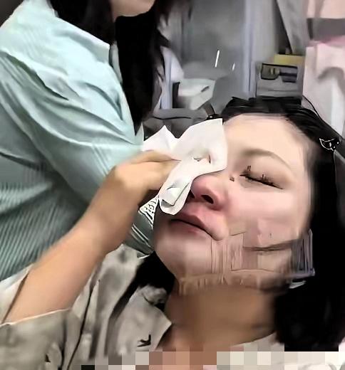 王暖暖离不了婚我忍了，ICU里婆婆搬空家我也忍了，但最不能忍的是，她连最基本的自