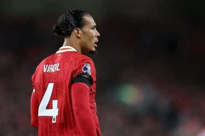 范戴克: 最崇拜的球员是小罗;最好的比赛是逆转战胜巴萨