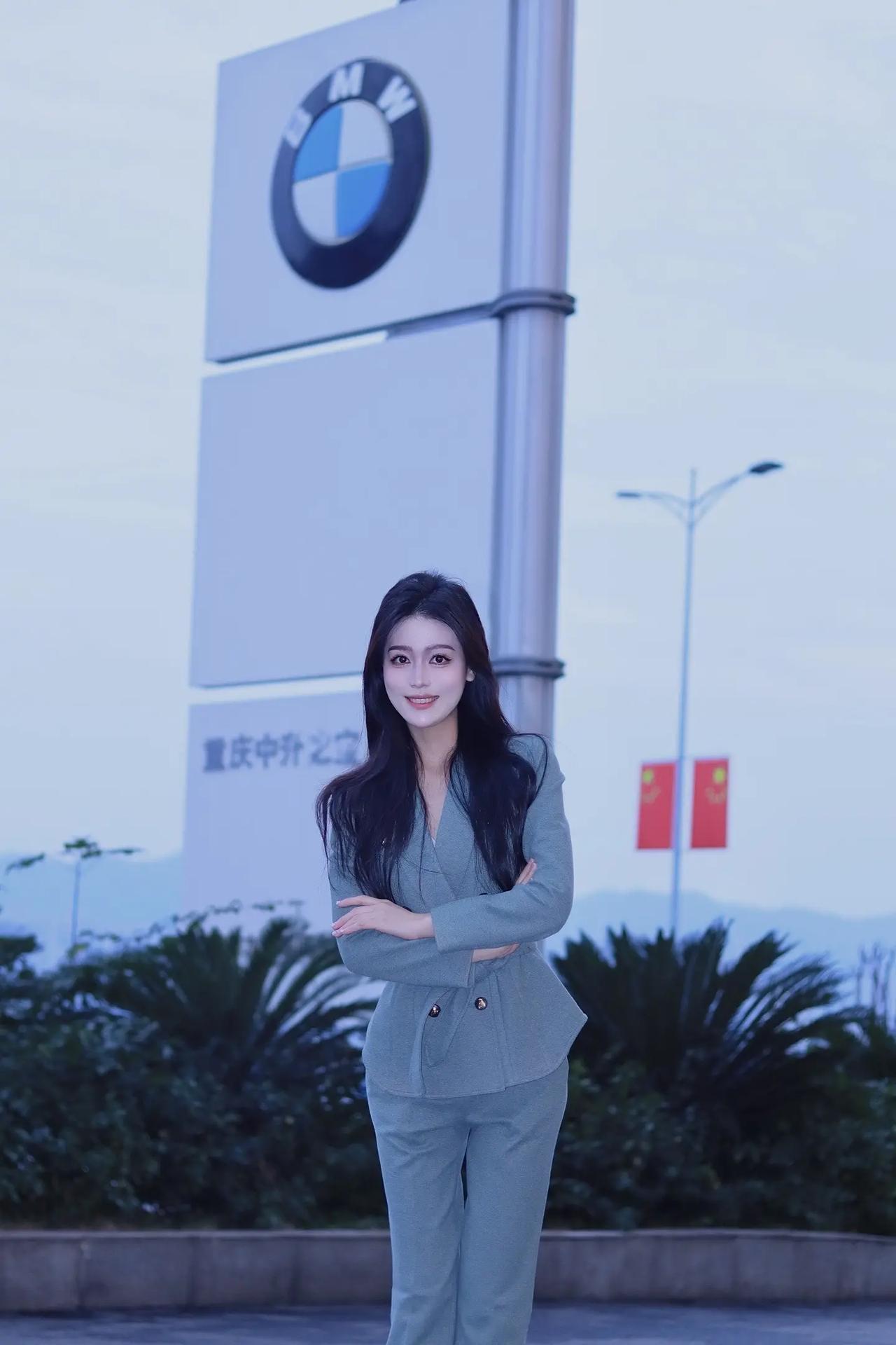 很多事情，我们可以努力，但不能拒绝，现实生活就是这样。苏苏老师曾经是宝马中国的金