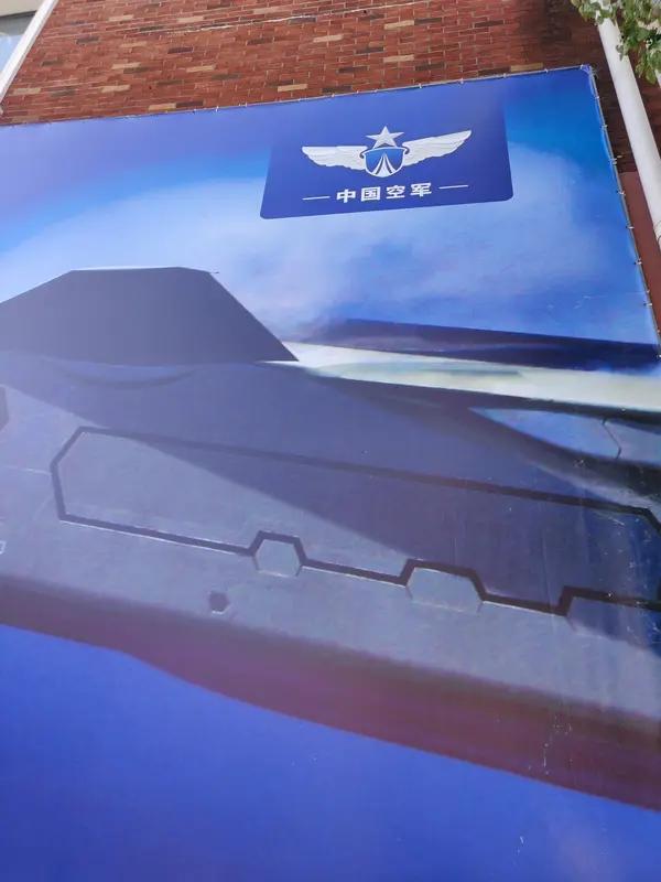 中国六代机若入列，那国际局势估计得“抖三抖”。从军事威慑角度看，六代机具备更先进