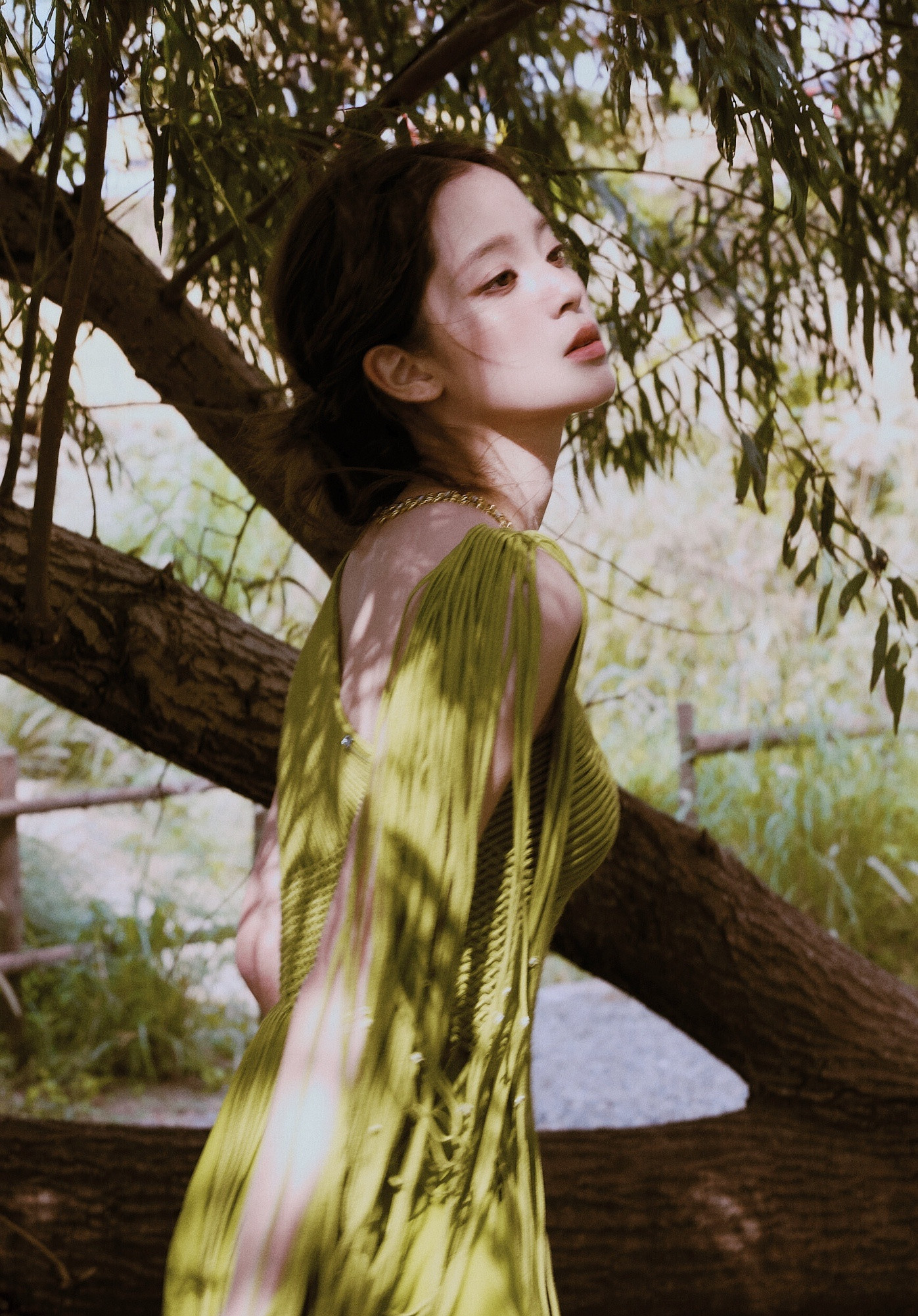 欧阳娜娜在复制粘贴的时代，你是手写的诗