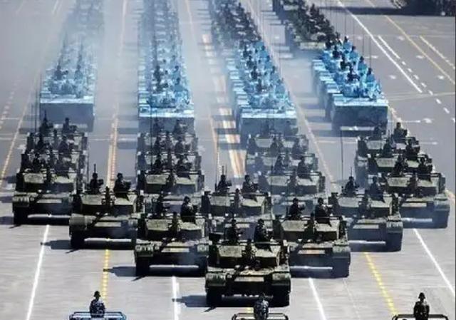 德国军事专家一番话，让国际舆论炸锅！他指出，当今中国军事力量强大到让美国无可奈何