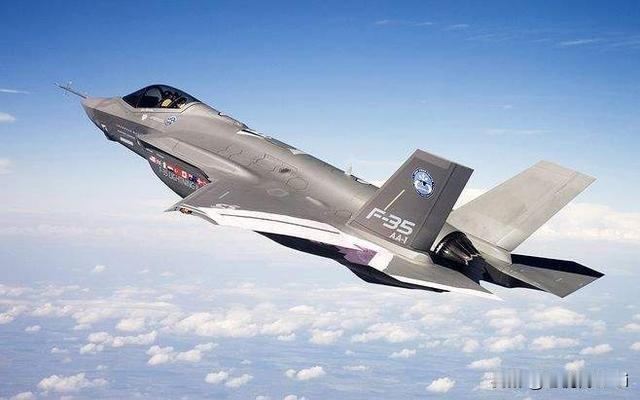 日本又从美购进135架F35五代战机，不可大意，务必高度防范　　当下，我国