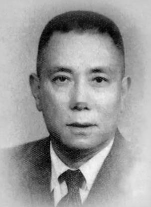 袁世凯的第五子袁克权是朝鲜姨太太吴氏所出，他的生活相对简单平静，并没有什么突出的