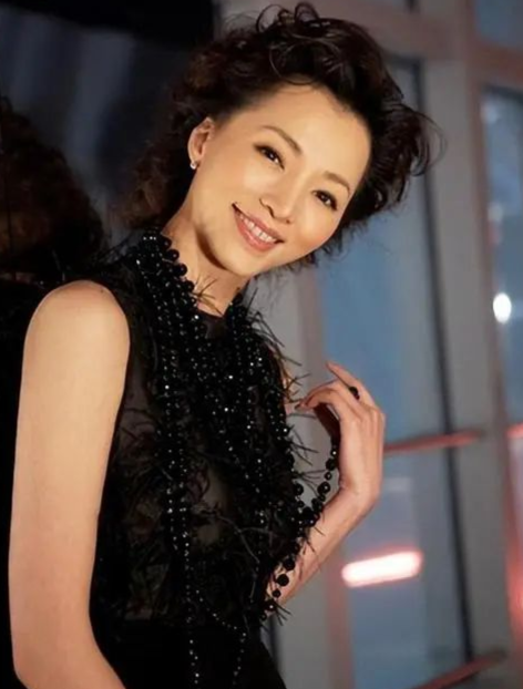 2023年初，上海一套价值千万的豪宅悄悄出现在法拍网上这原本是一次普通的资产处
