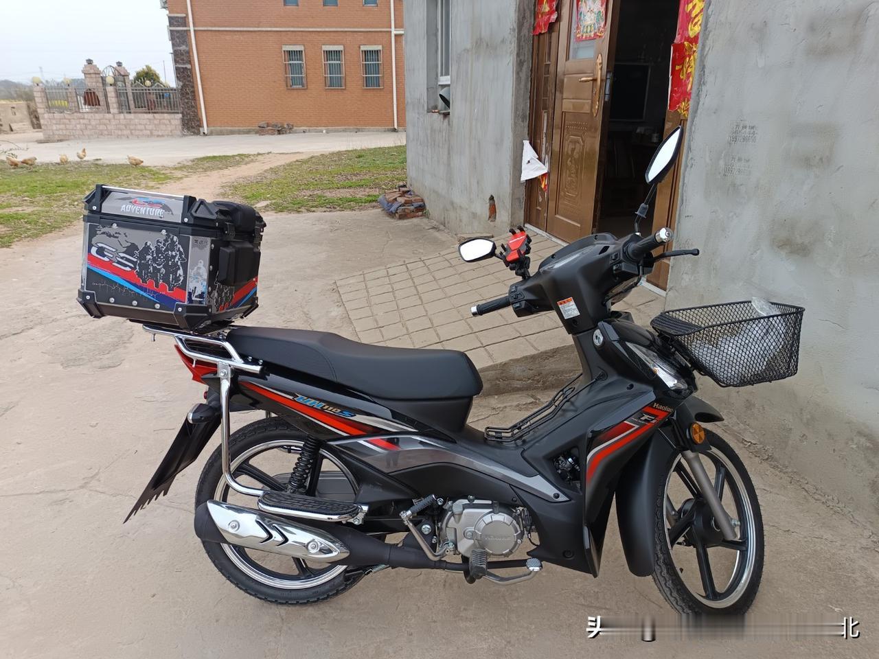 弯梁摩托车为什么省油？弯梁摩托车更省油主要得益于车身轻量化与低阻力设计、小排量