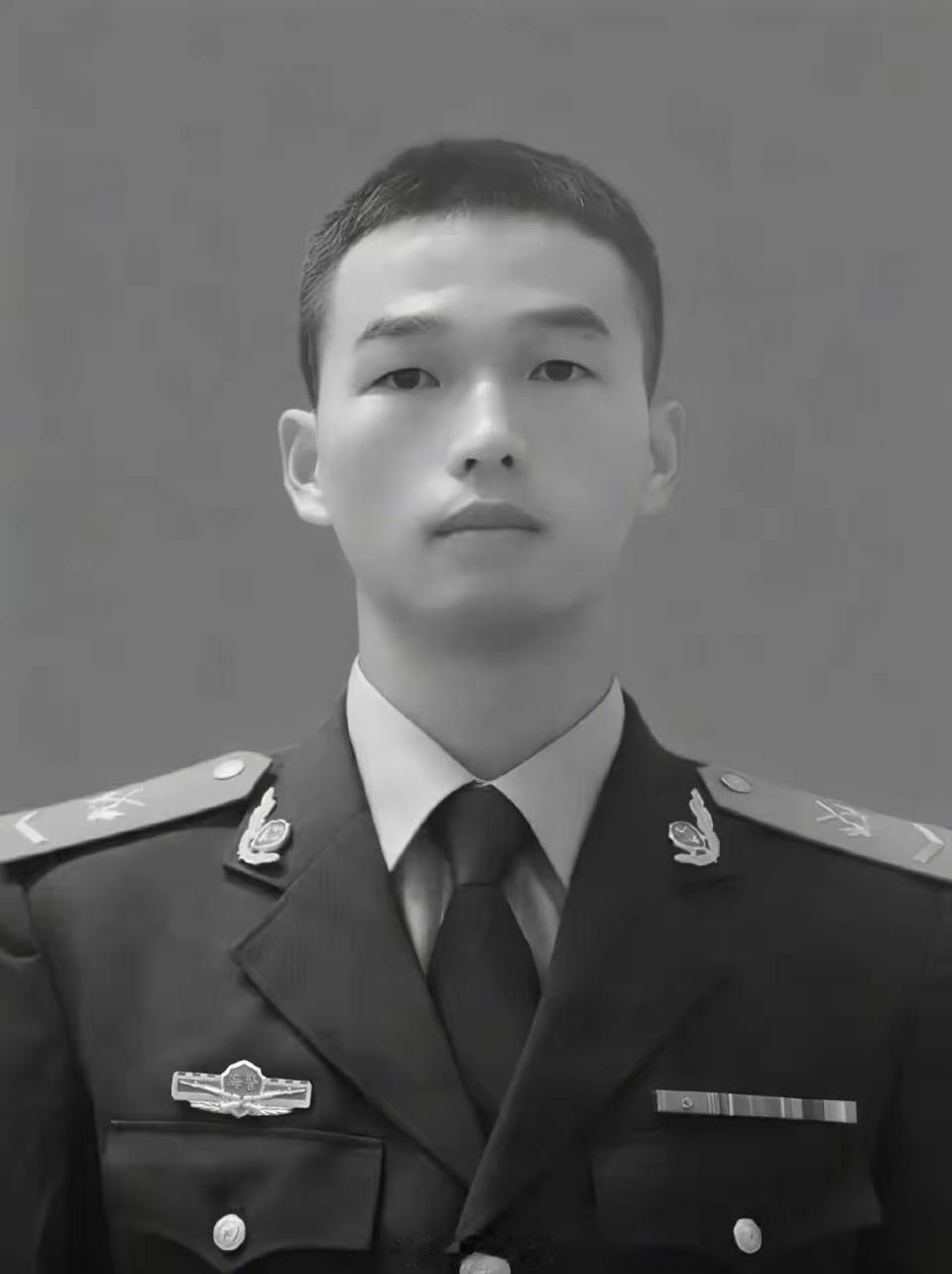 【中国海警局南海分局举行追授一等功仪式】2月6日，中国海警局南海分局在广西防城