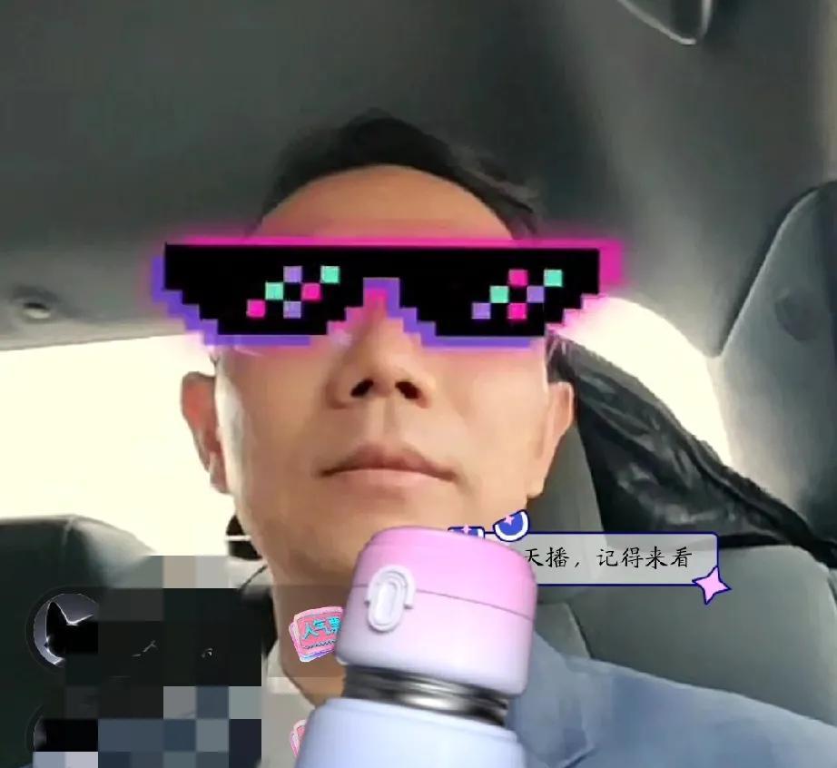 李老师去签笔录，发现两大疑点，洋钉解释苍白无力。李老师去签笔录，发现两大疑点