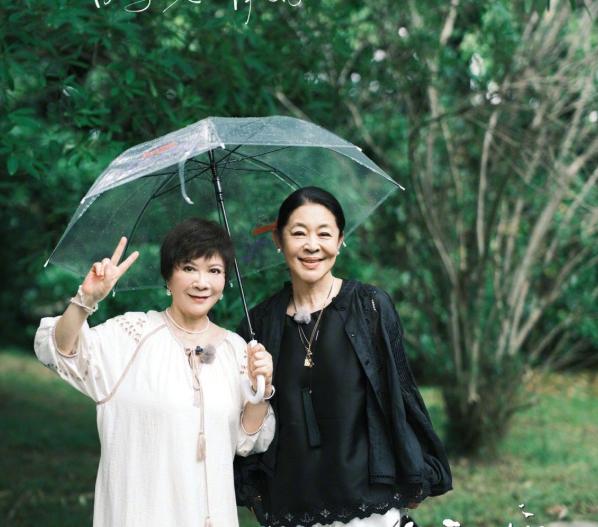 能治住倪萍和萍蔡明的人出现了，车崇健把两人整的快要怀疑人生了。倪萍吐槽车崇健脑