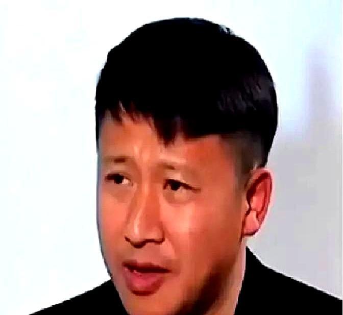 1200万拍神剧，差点错过真连长！剧组穷得只剩盒饭钱，原定高城由演员于震出