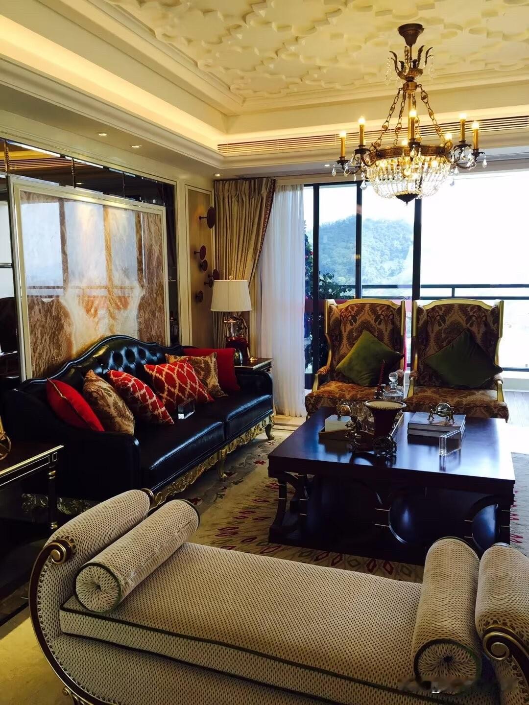 我一个女同事，87年的，离异，带个3岁半的女儿。她上周去相亲了一位80年的男士，